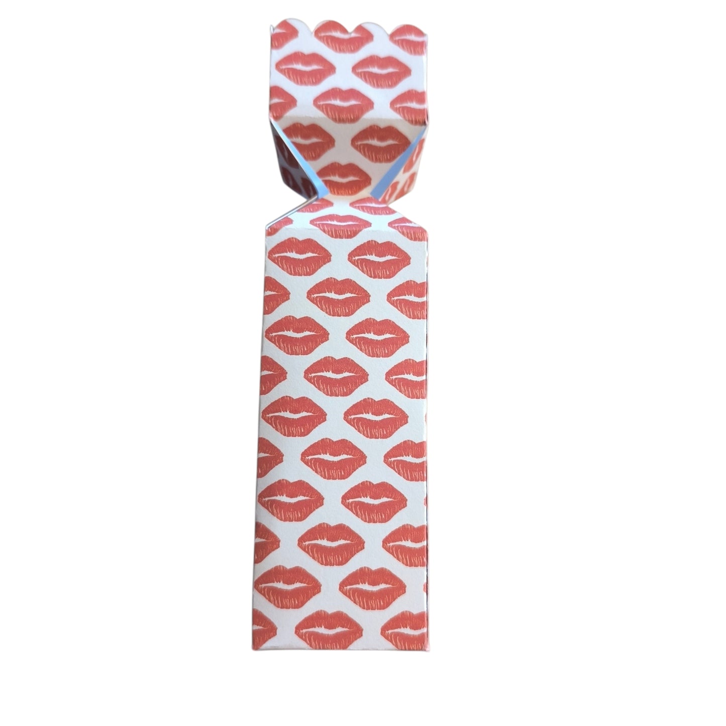 Valentine crackers with wax hearts